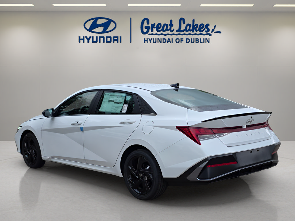New 2026 Hyundai Elantra SEL Sport Premium FWD image 3