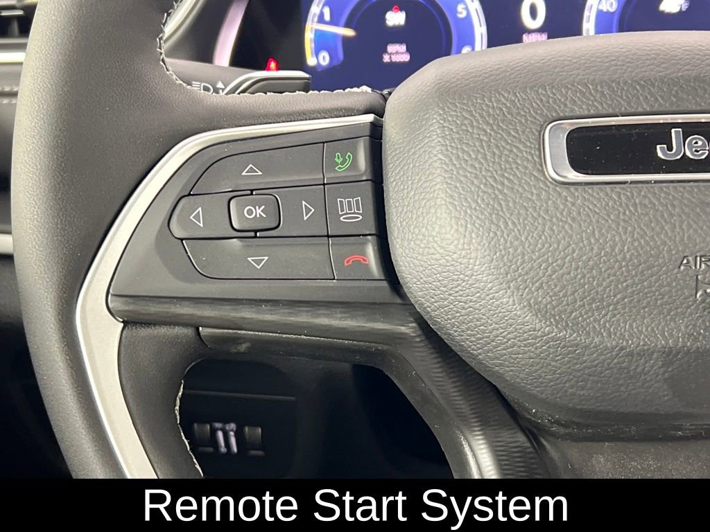 New 2025 Jeep Grand Cherokee Laredo w/ Luxury Tech Group I image 8