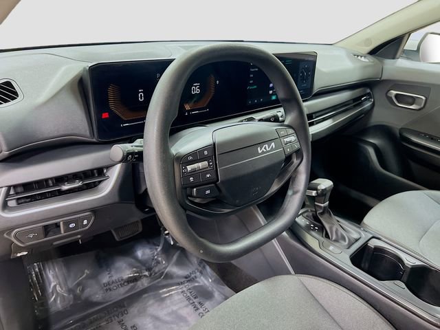 Certified 2025 Kia K4 LXS image 9