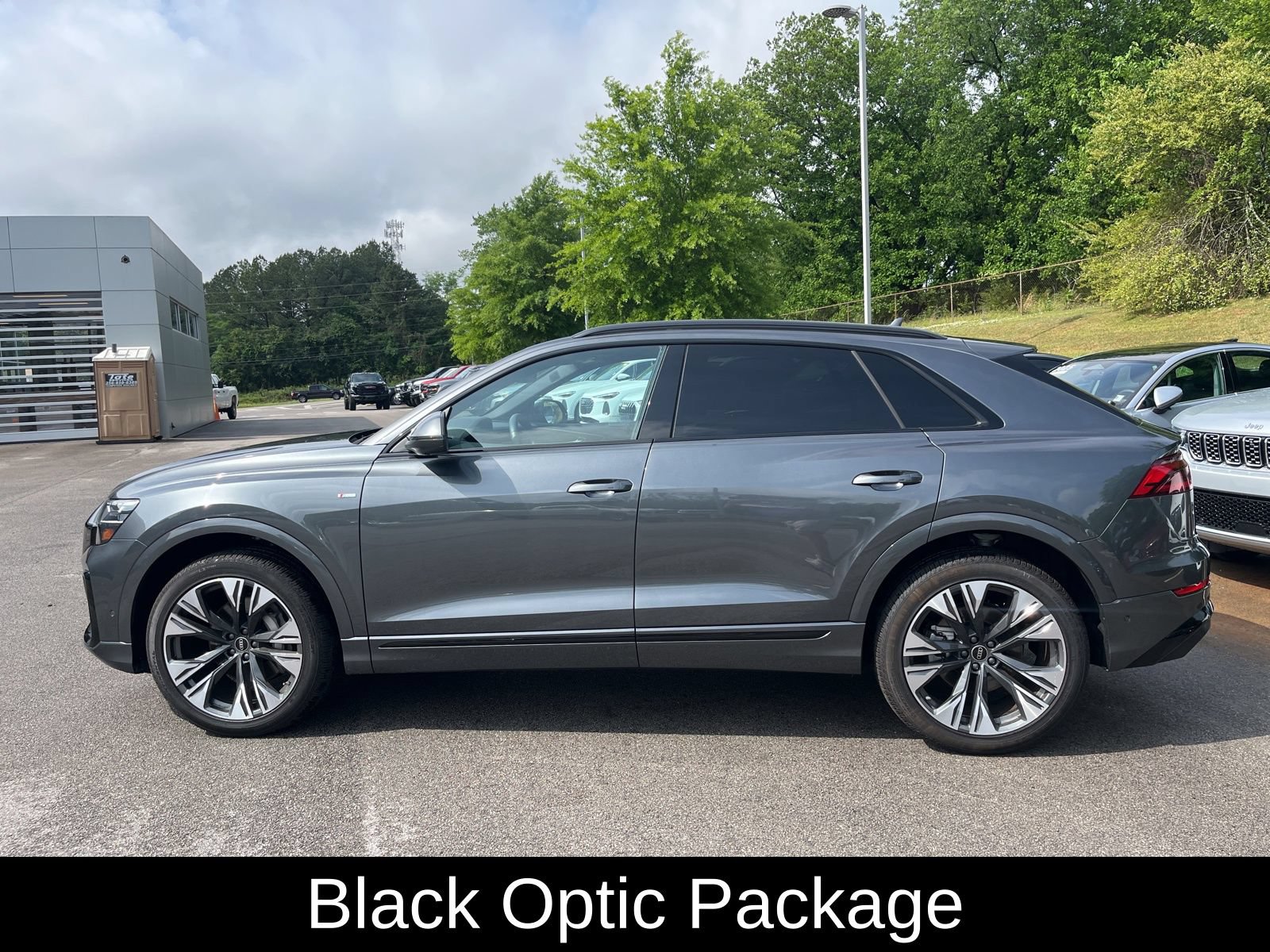 Used 2025 Audi Q8 Premium Plus w/ Premium Plus Package AWD/4WD image 9