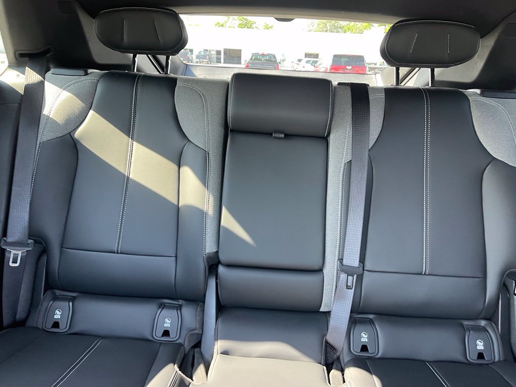 Certified 2024 Cadillac Lyriq Tech AWD/4WD image 12