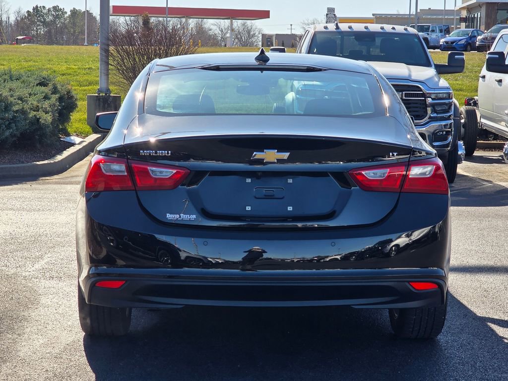 Used 2025 Chevrolet Malibu LT image 7