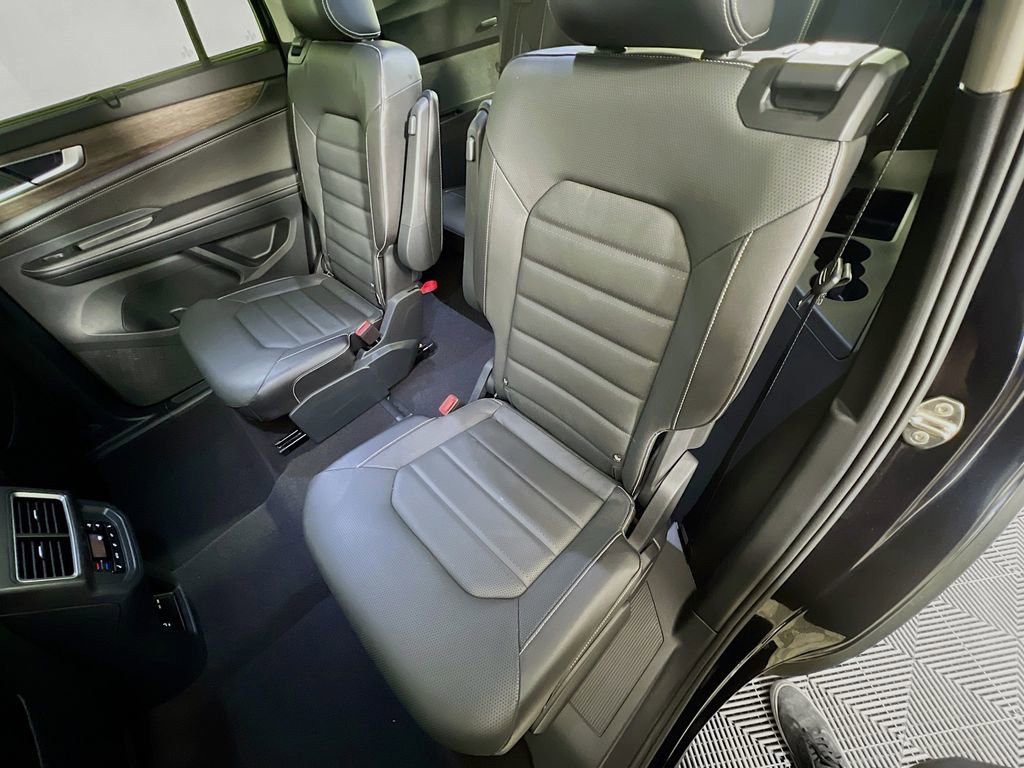 Used 2024 Volkswagen Atlas SEL image 25