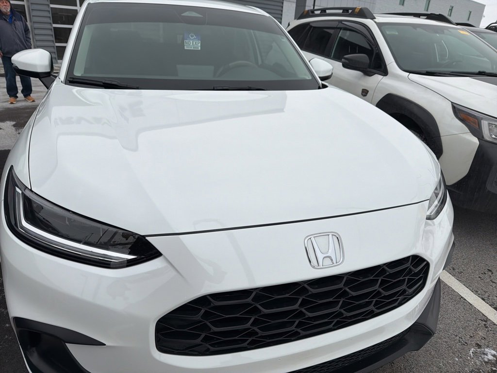 Used 2023 Honda HR-V LX image 5