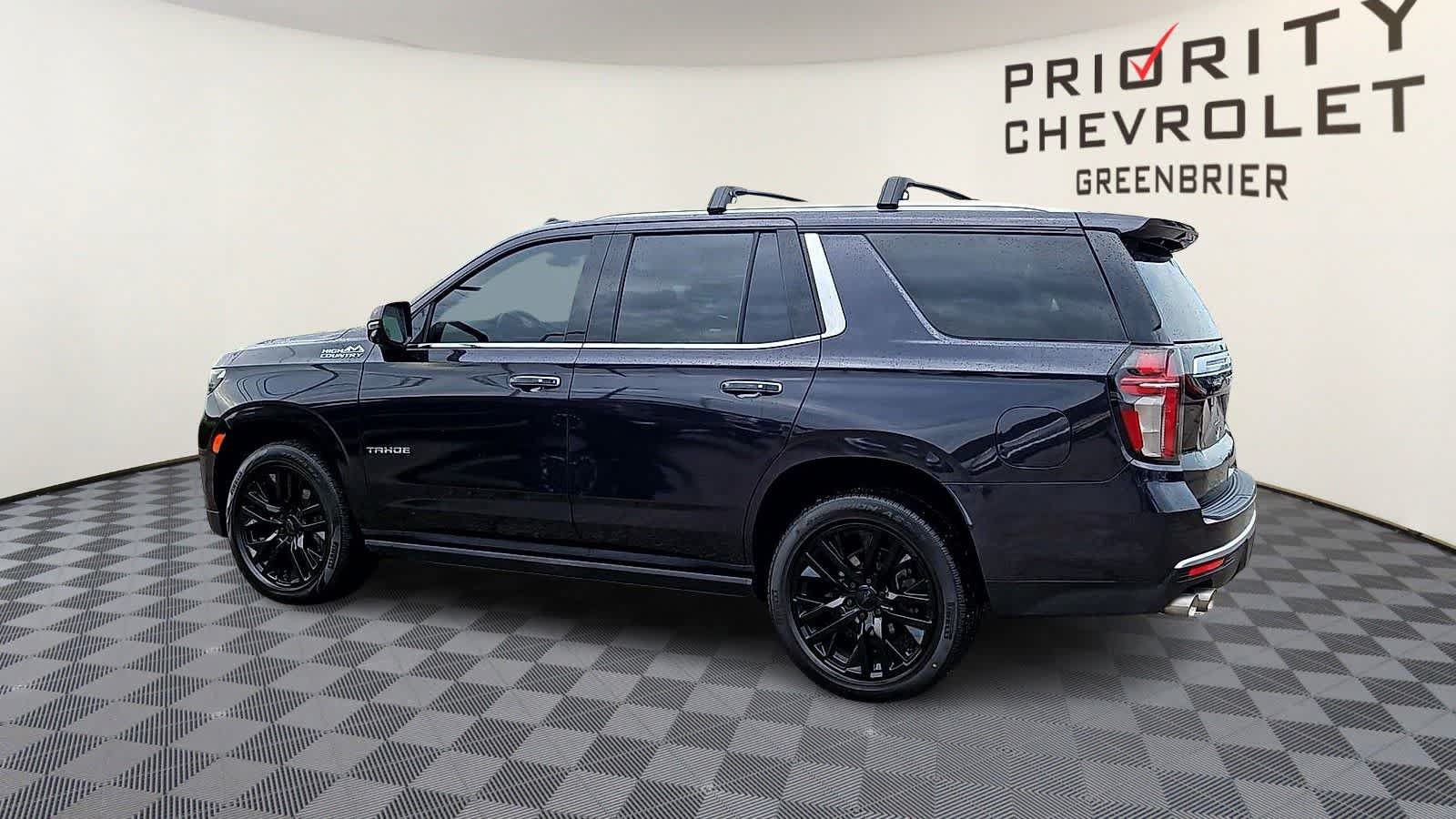 Used 2022 Chevrolet Tahoe High Country w/ Premium Package AWD/4WD image 6