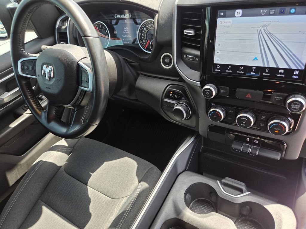 Used 2022 RAM 1500 Big Horn RWD image 31