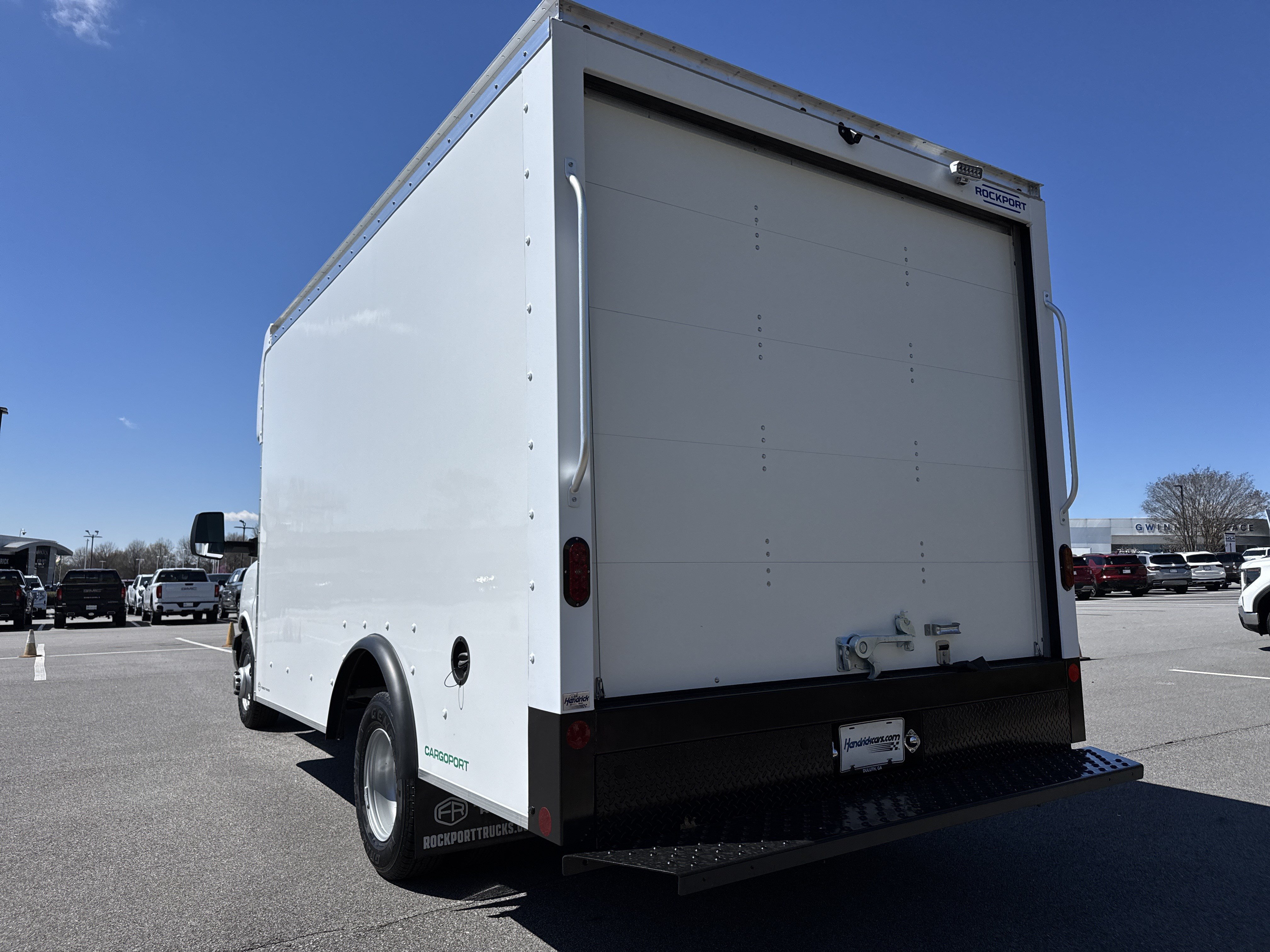 New 2026 GMC Savana 3500 w/ Power Convenience Package RWD image 8