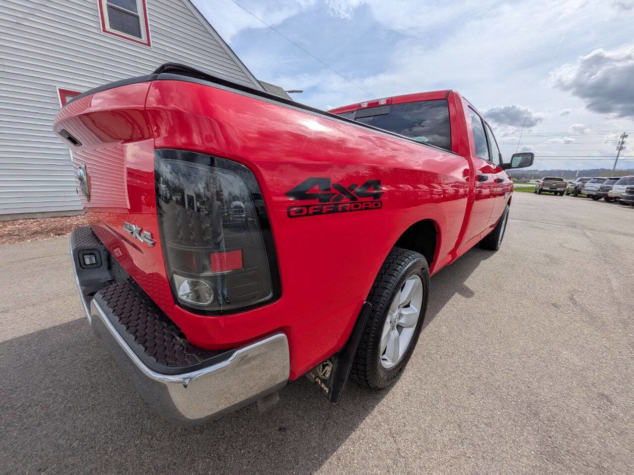 Used 2018 RAM 1500 Classic SLT image 8