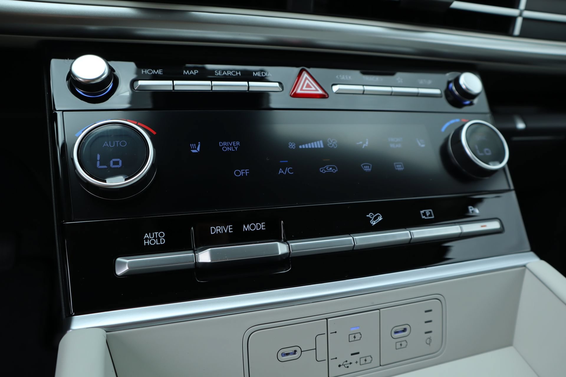 New 2027 Hyundai Santa Fe SEL FWD image 14