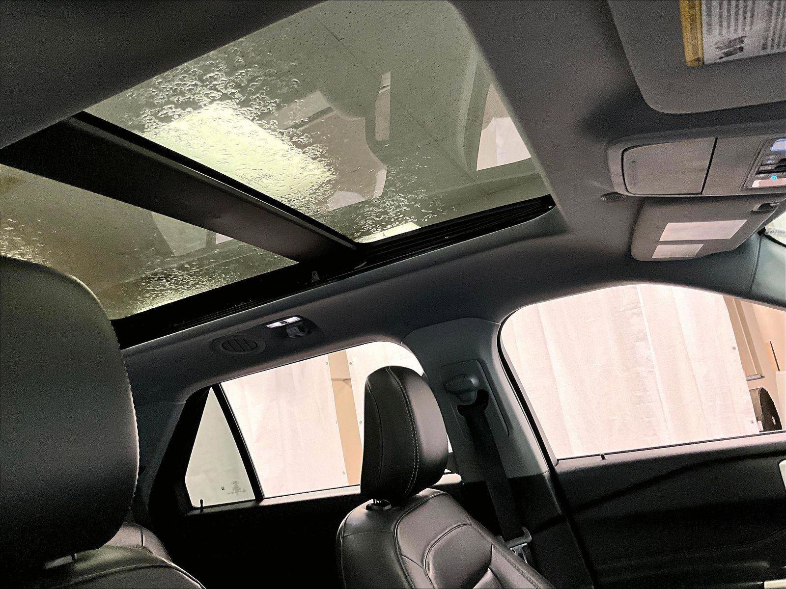 Used 2023 Ford Explorer XLT w/ Equipment Group 202A image 21