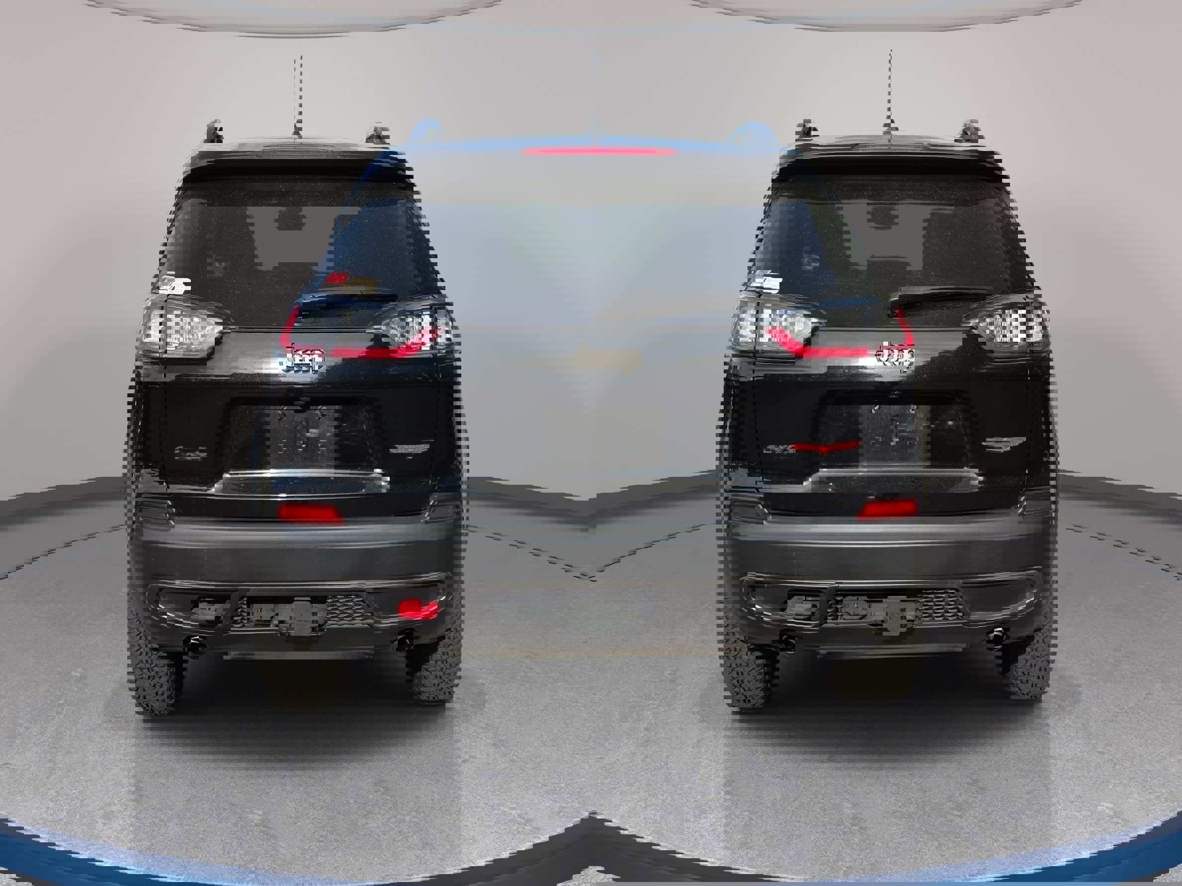 Used 2022 Jeep Cherokee Trailhawk w/ Sun, Sound & Nav Group image 2