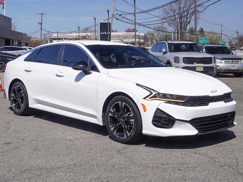Used 2022 Kia K5 GT-Line image 2