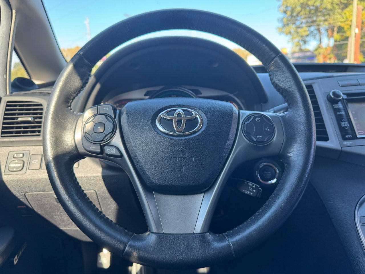 Used 2013 Toyota Venza Limited image 16