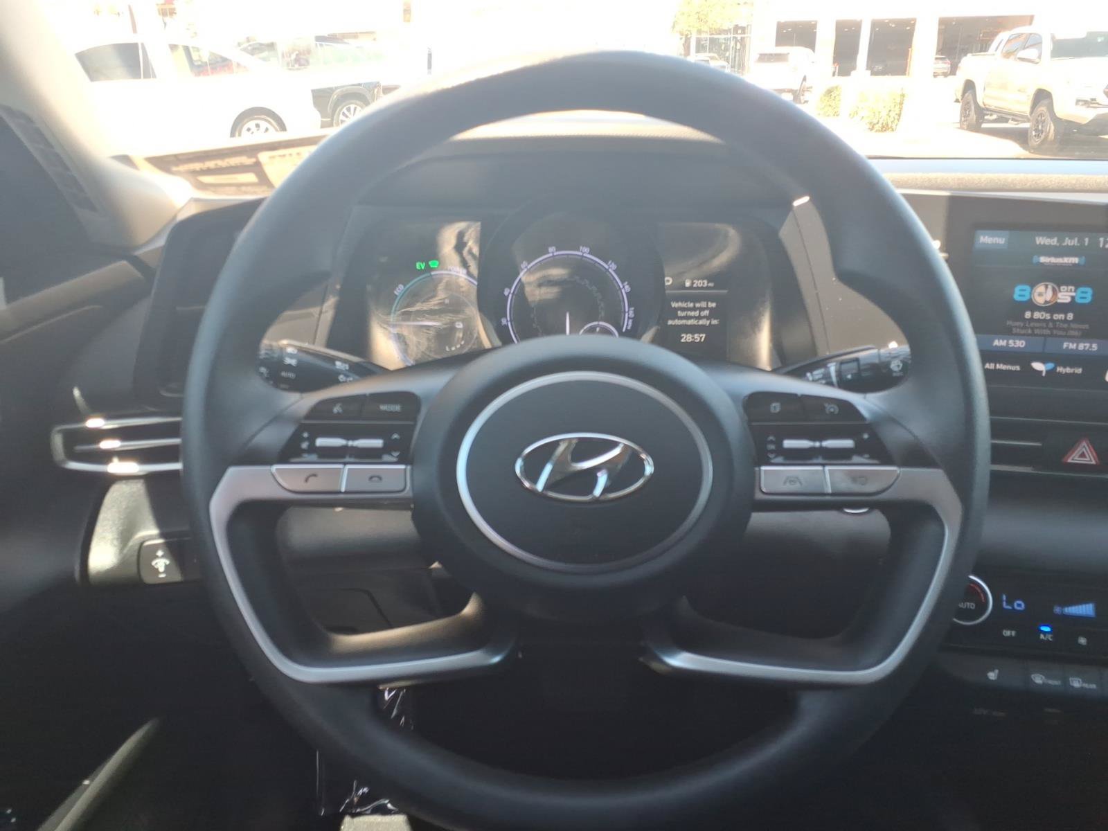 Used 2023 Hyundai Elantra Blue FWD image 12