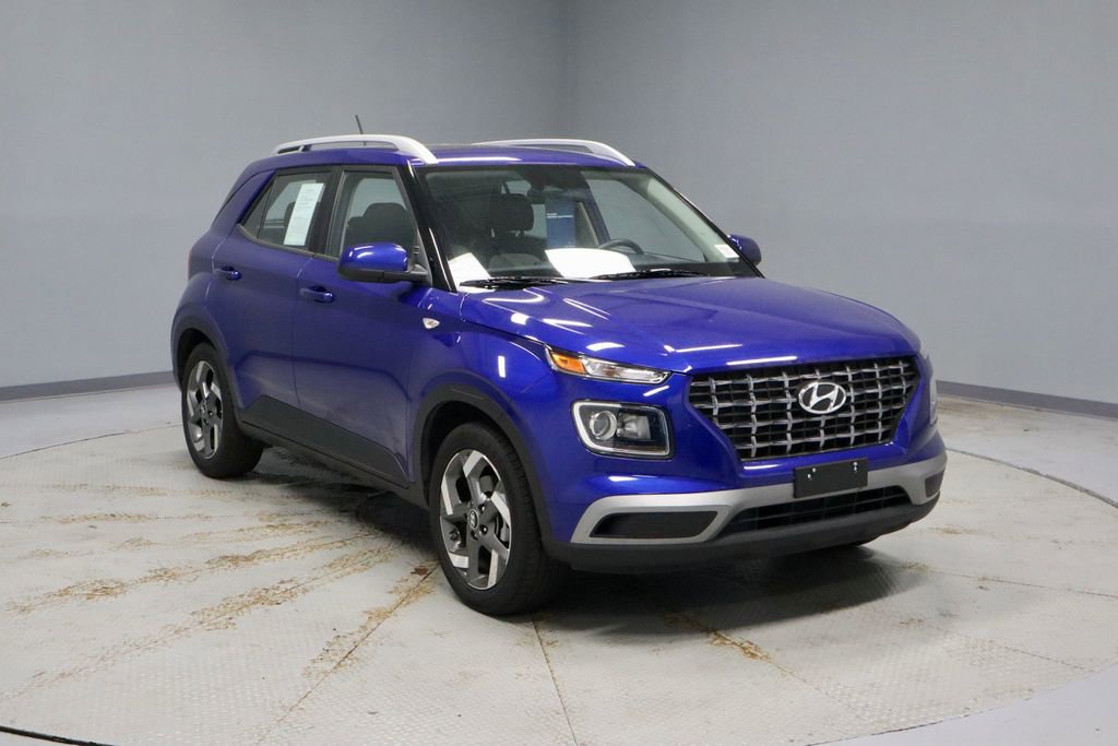 Certified 2025 Hyundai Venue SEL