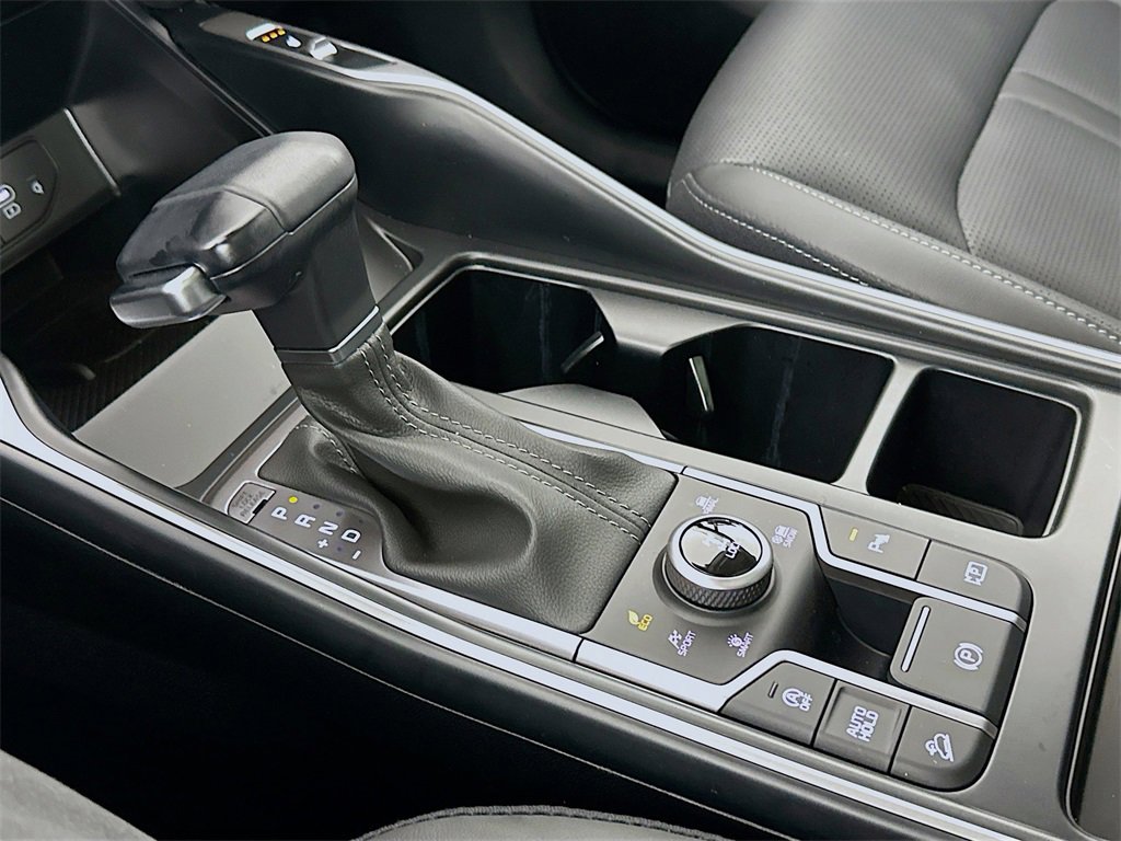 Certified 2025 Kia Sorento X-Line EX image 27