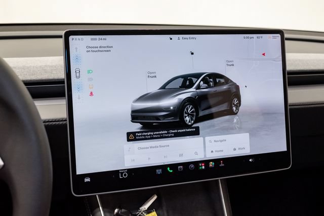 Used 2026 Tesla Model Y AWD image 13