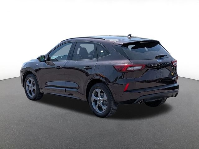 Certified 2023 Ford Escape ST-Line w/ Tech Pack #1 AWD/4WD image 4
