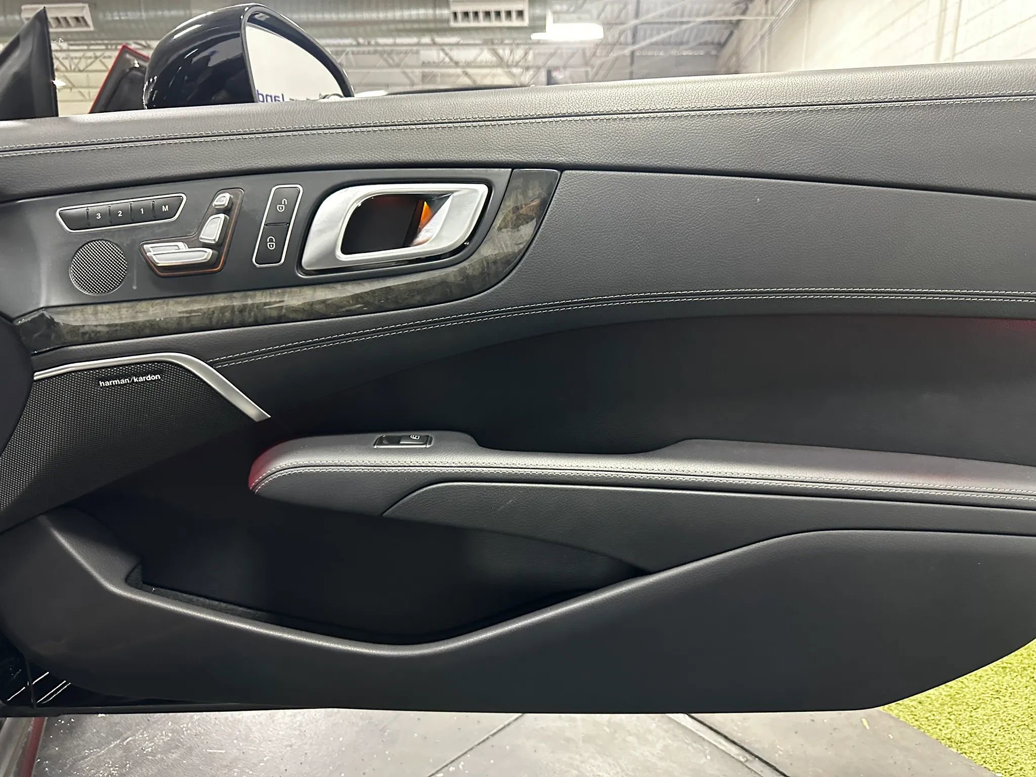 Used 2018 Mercedes-Benz SL 450 image 18