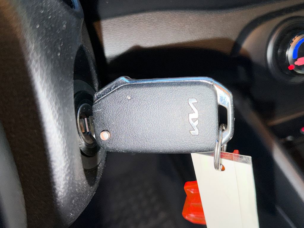 Used 2023 Kia Forte LXS image 31