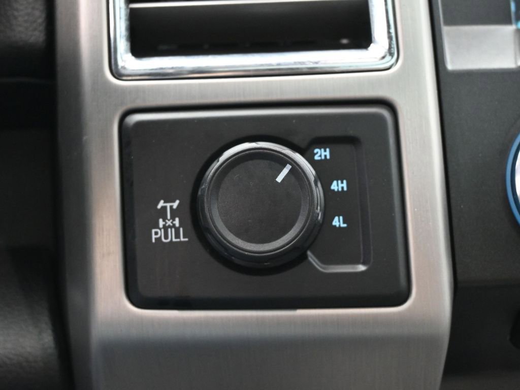 Certified 2018 Ford F350 Platinum w/ Platinum Ultimate Package image 25