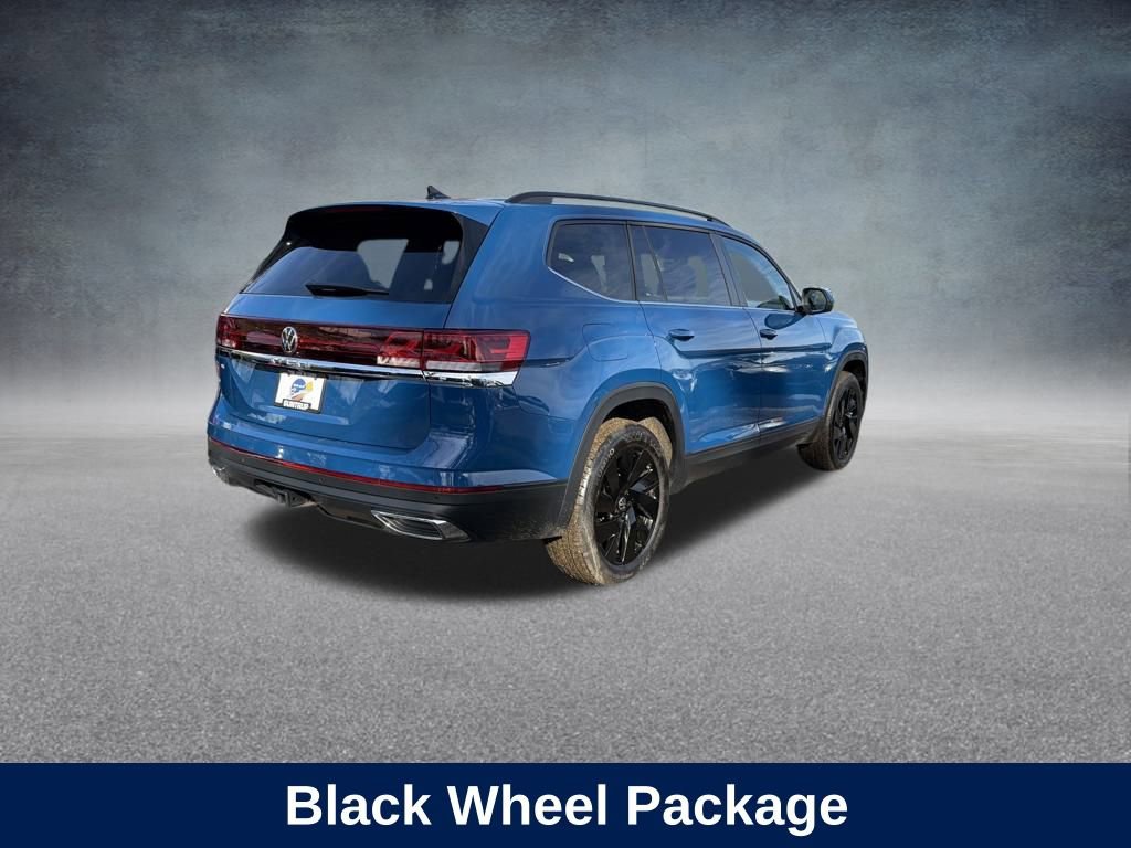 Used 2025 Volkswagen Atlas SE w/ Panoramic Sunroof Package image 10