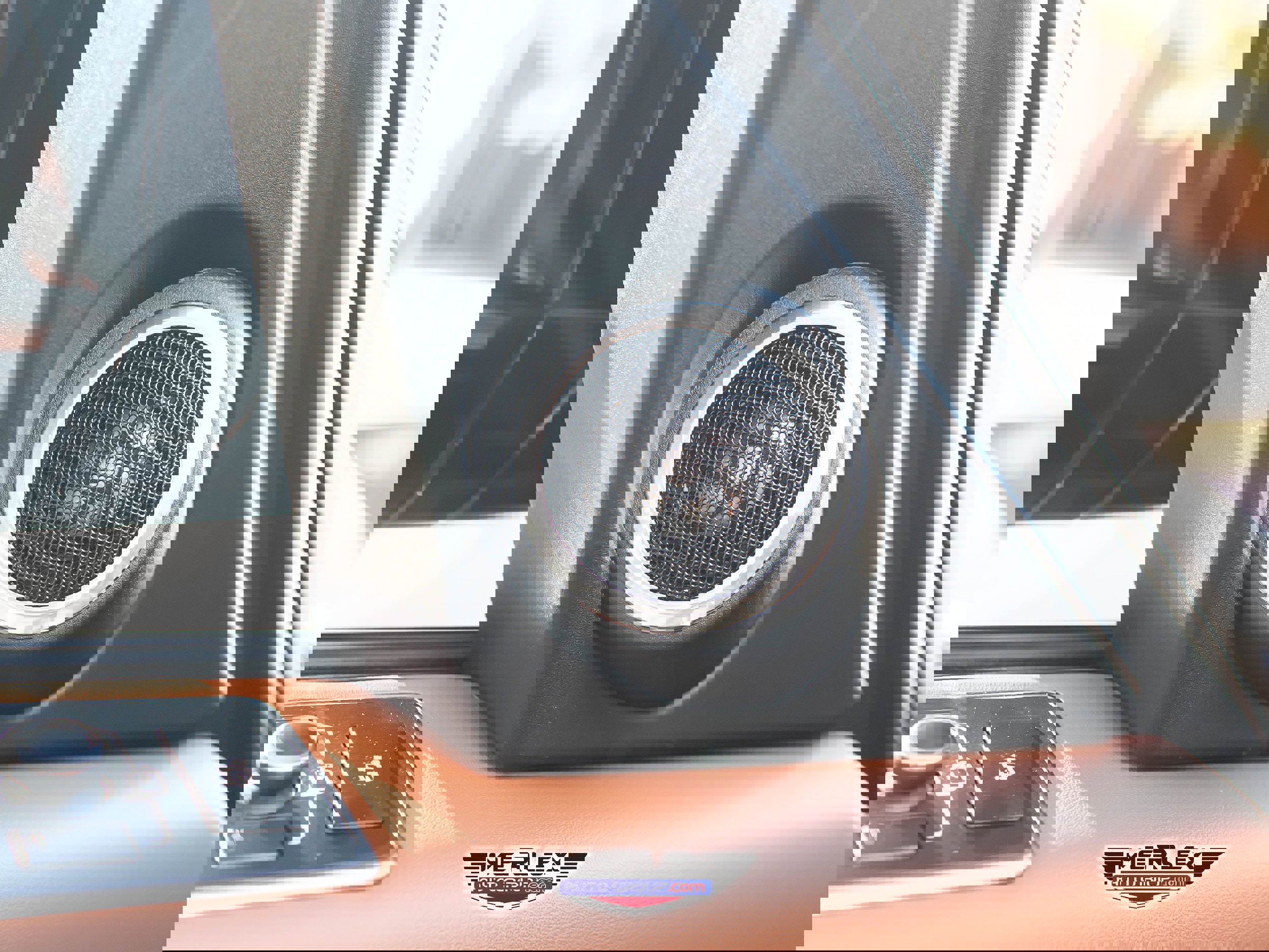 Used 2017 Land Rover Range Rover Autobiography image 46