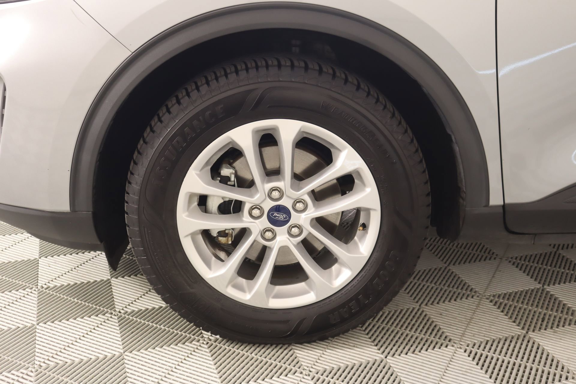 Used 2021 Ford Escape SE image 16