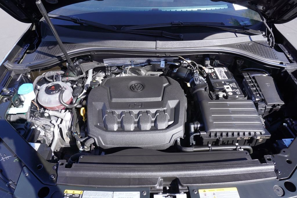 Used 2022 Volkswagen Tiguan SE AWD/4WD image 7
