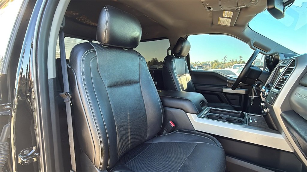 Used 2017 Ford F250 Lariat w/ FX4 Off-Road Package image 34