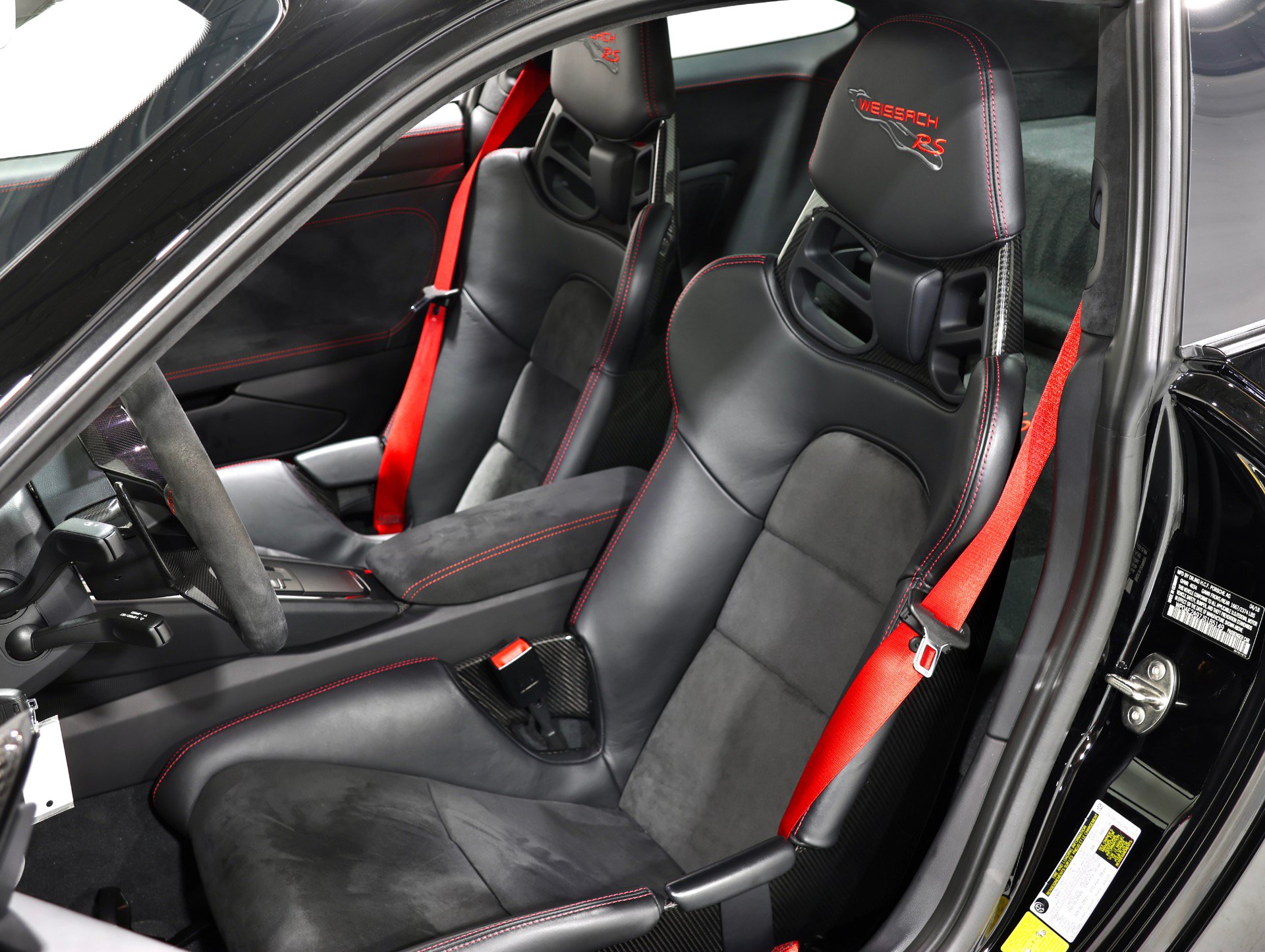 Used 2018 Porsche 911 GT2 RS RWD image 29