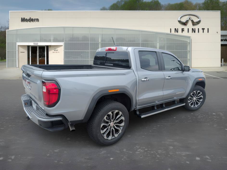 Used 2026 GMC Canyon Denali AWD/4WD image 4