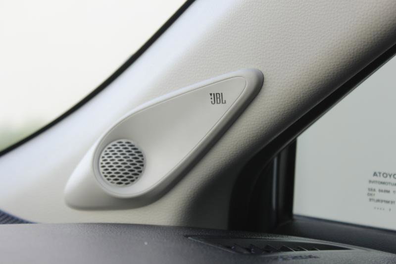 Used 2024 Toyota Corolla Cross XLE w/ Convenience Package image 37