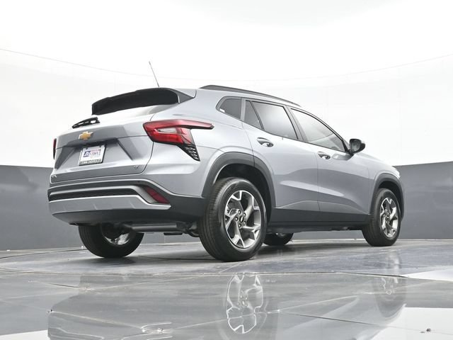 New 2026 Chevrolet Trax LT w/ Sunroof Package FWD image 41