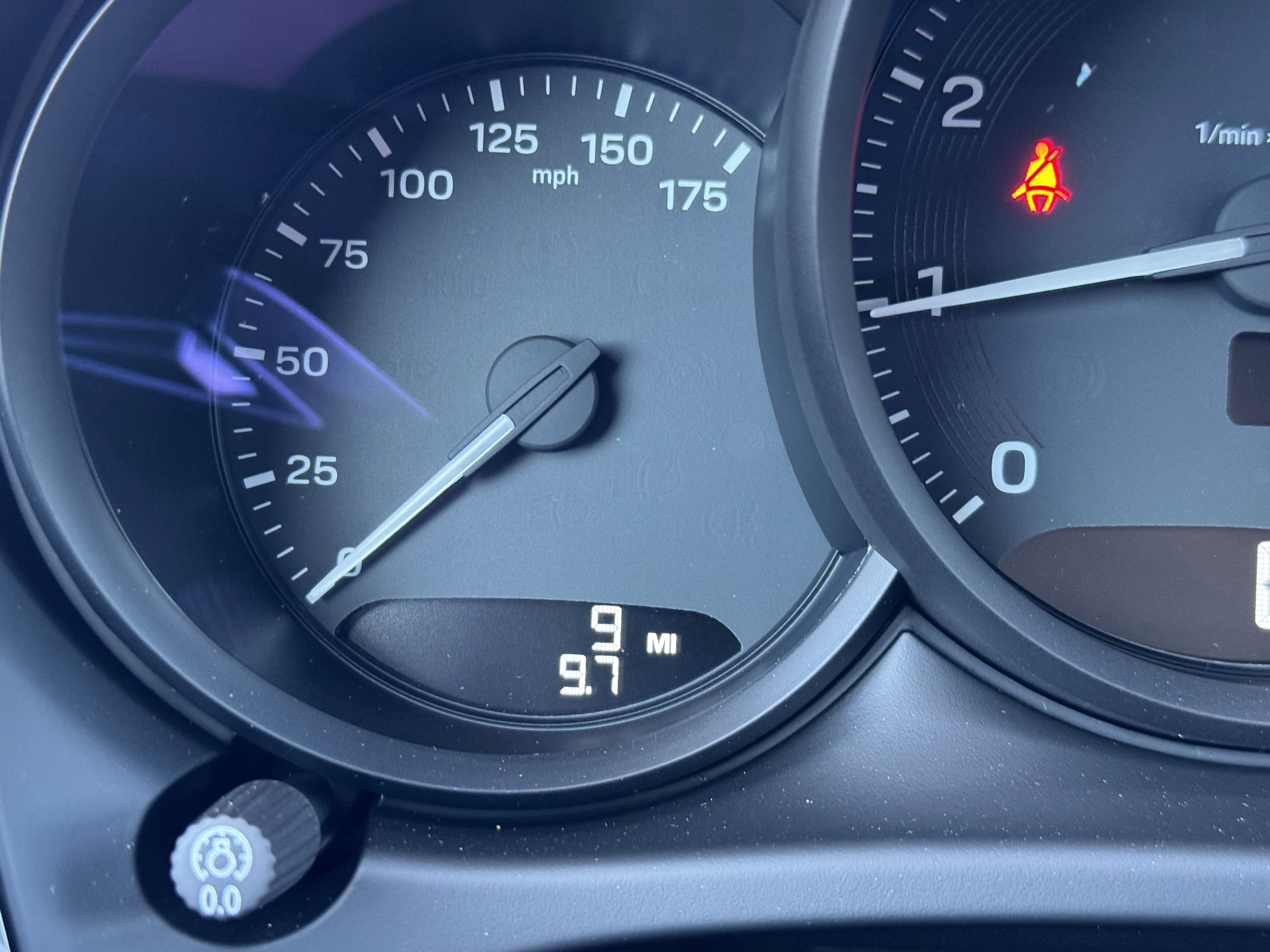 New 2025 Porsche Macan image 37