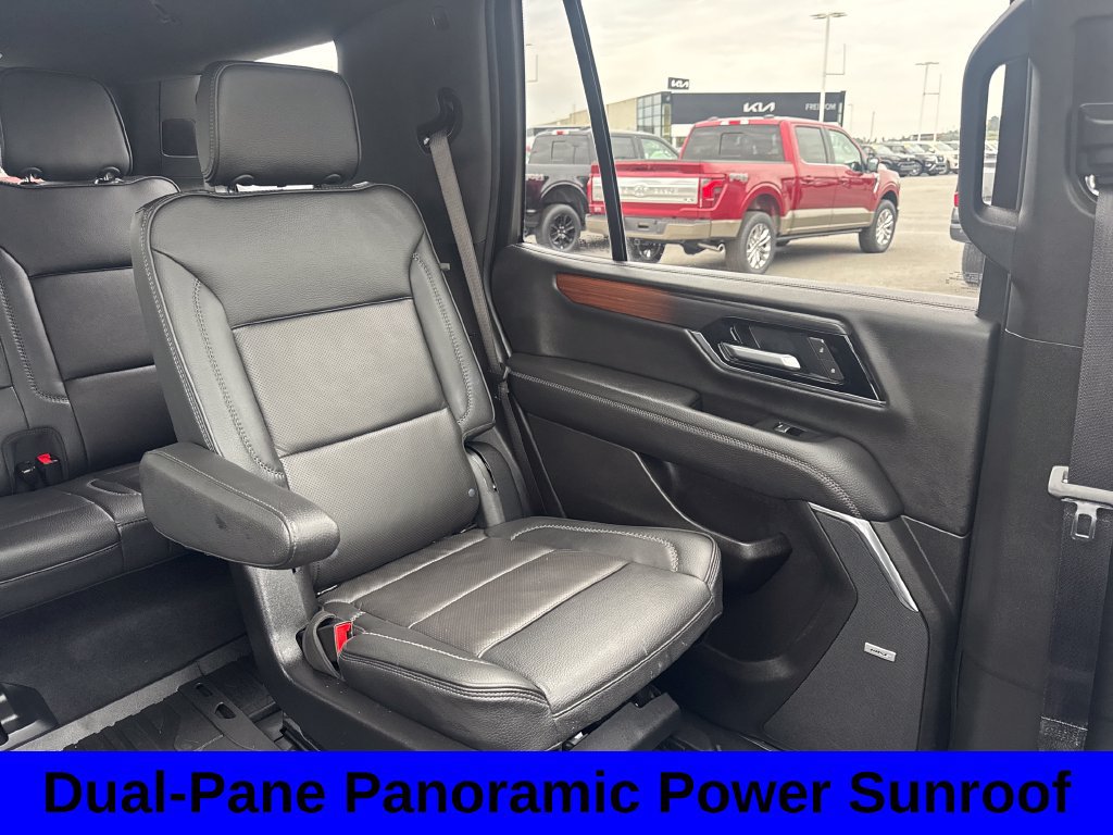 Used 2025 GMC Yukon Denali w/ Denali Reserve Package AWD/4WD image 15