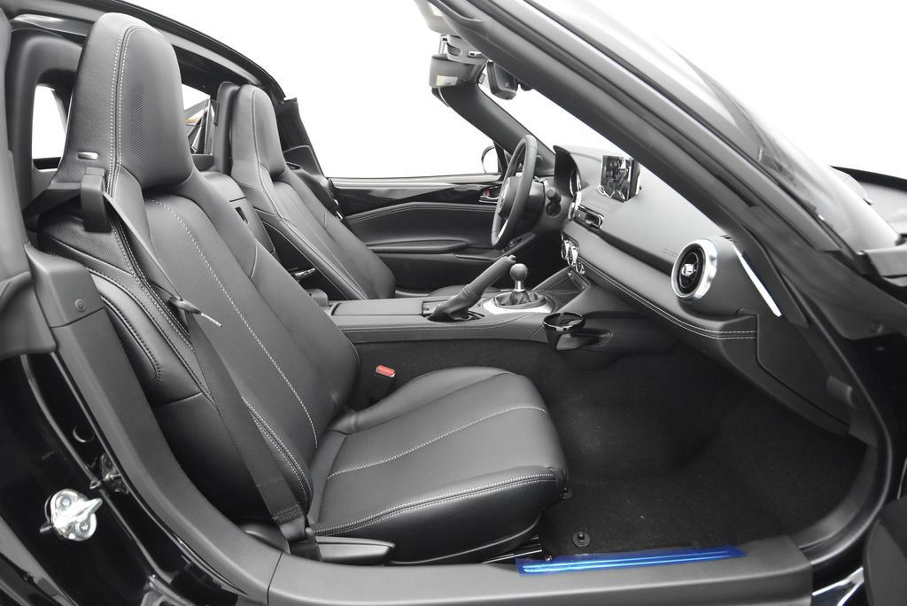 New 2026 MAZDA MX-5 Miata RF Grand Touring w/ Appearance Package RWD image 26