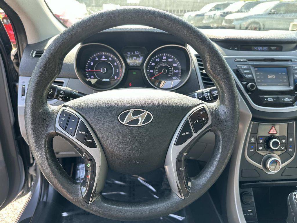 Used 2016 Hyundai Elantra SE w/ Option Group 02 FWD image 18