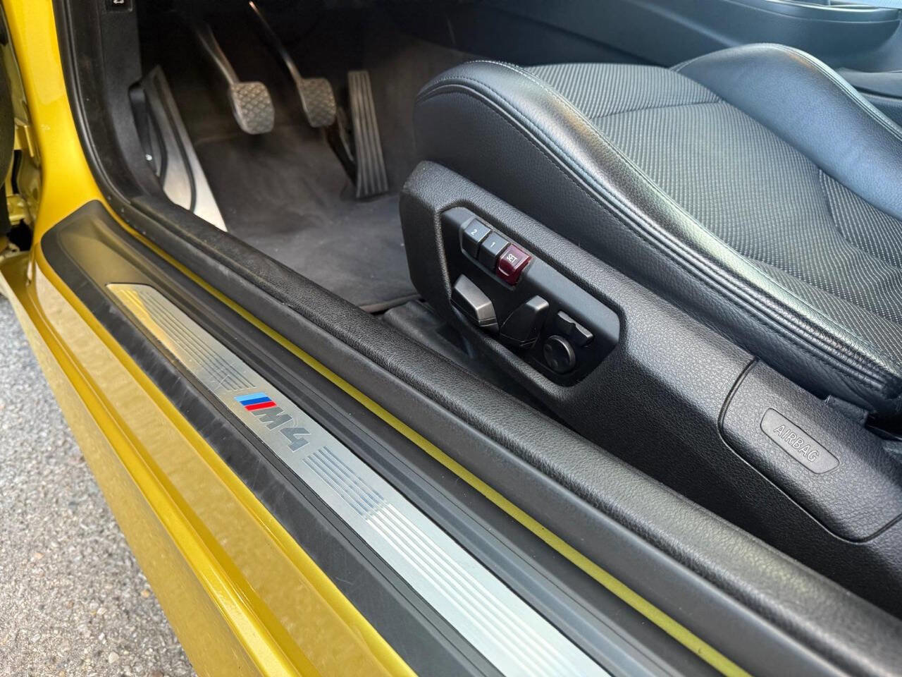 Used 2015 BMW M4 Coupe image 18