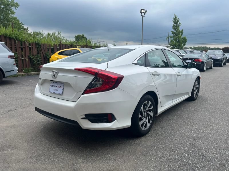 Used 2018 Honda Civic EX image 7