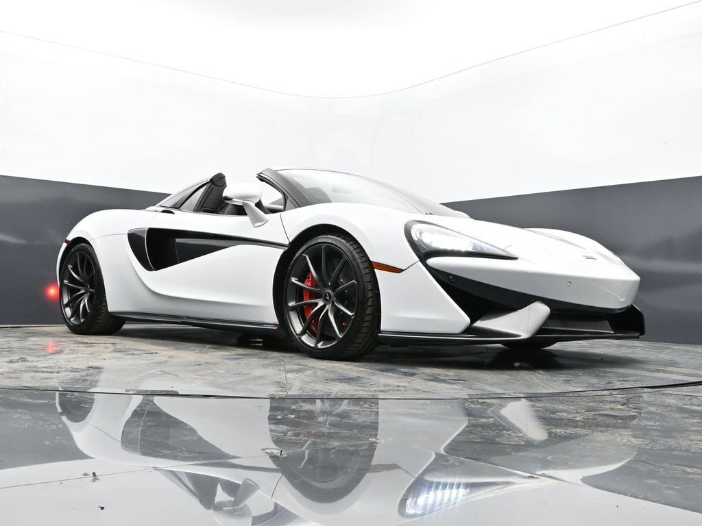 Used 2019 McLaren 570S Spider image 46