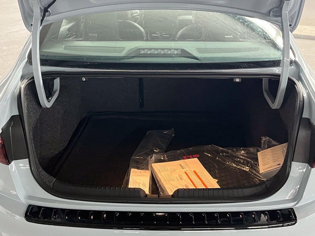 New 2027 Volkswagen Jetta GLI Autobahn FWD image 32