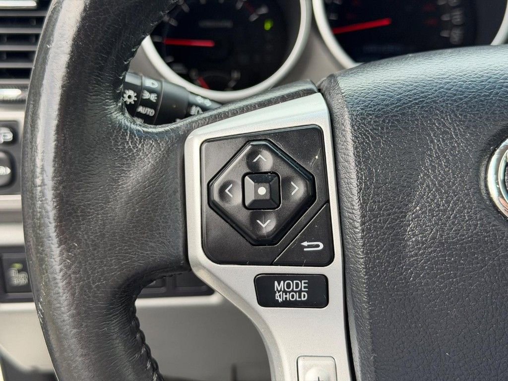 Used 2017 Toyota Sequoia Platinum image 24