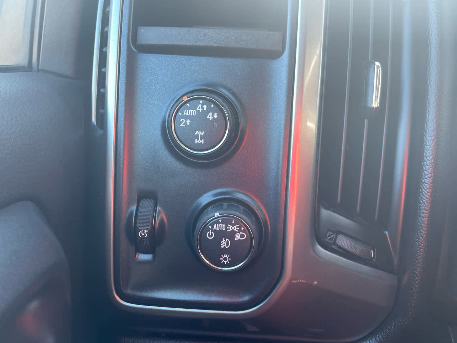 Used 2016 Chevrolet Silverado 1500 LT w/ All Star Edition image 29