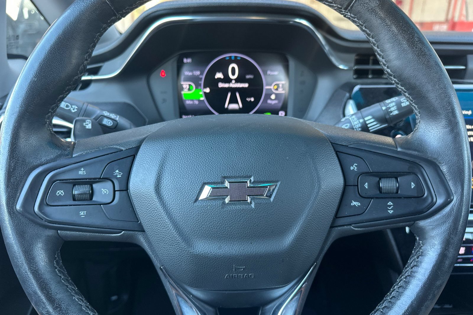 Used 2023 Chevrolet Bolt LT w/ Infotainment Package FWD image 22