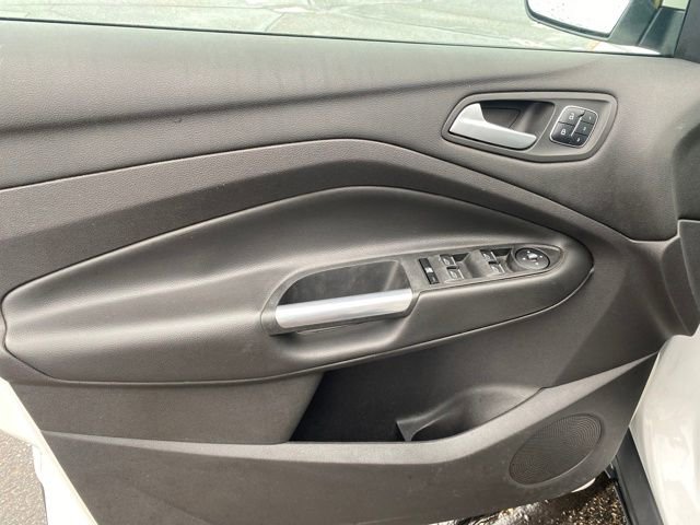 Used 2015 Ford Escape Titanium w/ Canadian Touring Package image 17