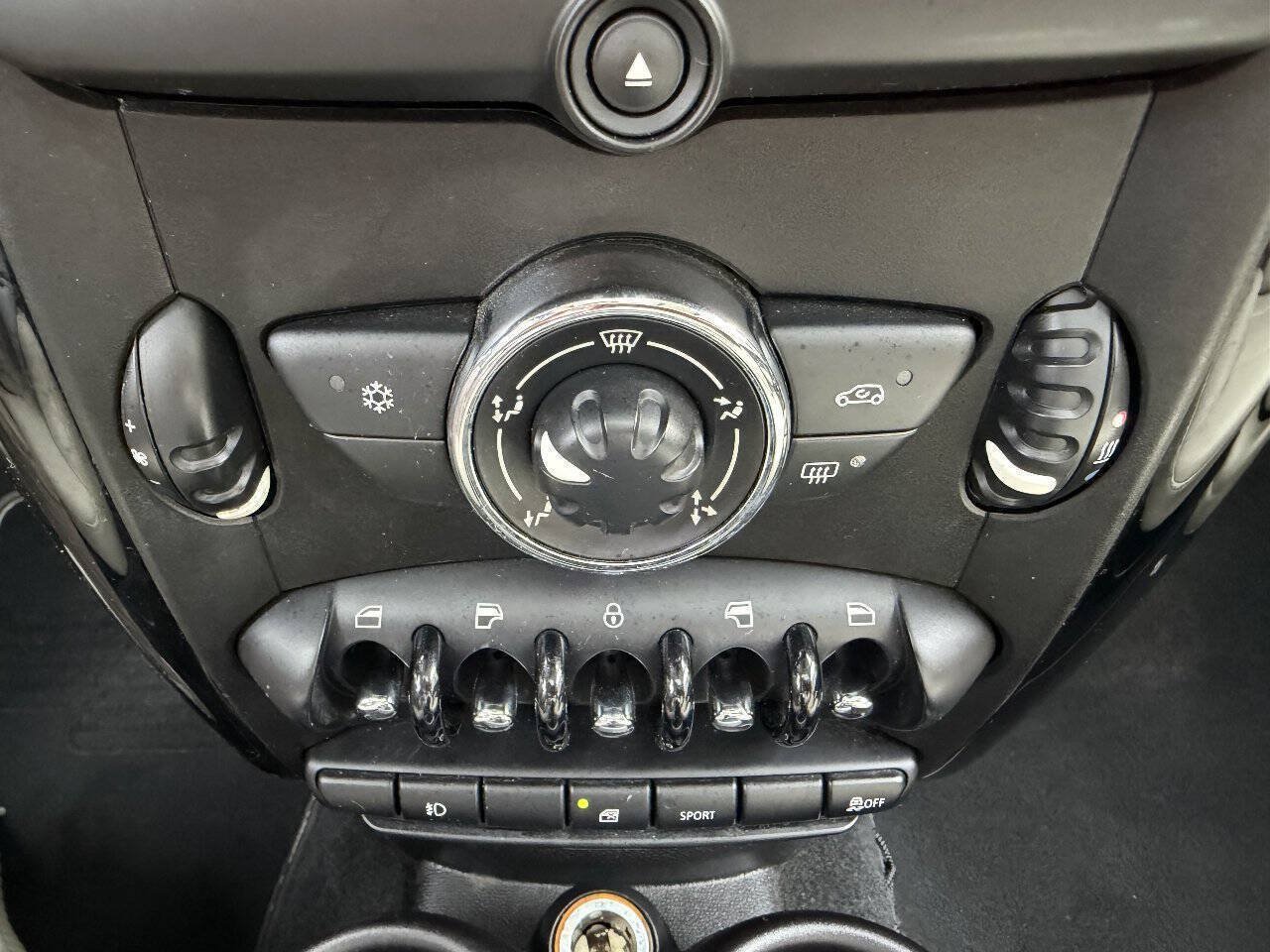 Used 2012 MINI Cooper Countryman S FWD image 36
