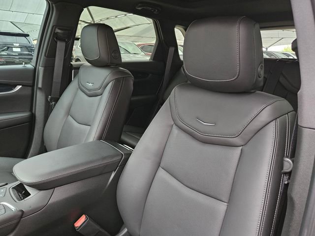 New 2025 Cadillac XT5 Premium Luxury w/ Technology Package image 12