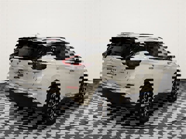 Used 2022 Nissan Murano SV image 4