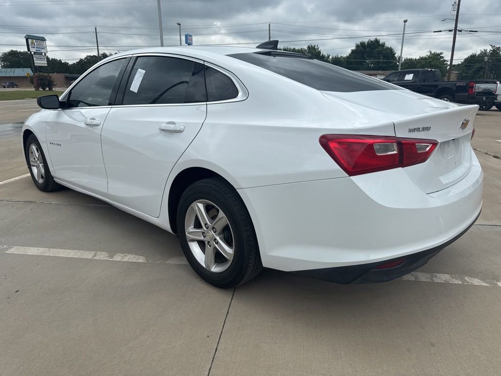 Used 2022 Chevrolet Malibu LS FWD image 5